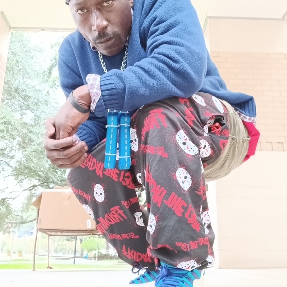 Meet your Posher, Zuez - Picture 14 of 16